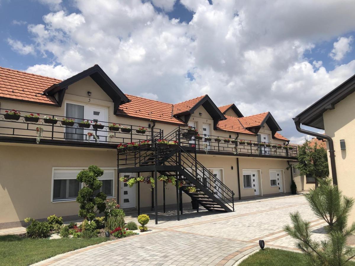 Kovac Residence Nagybecskerek Kültér fotó